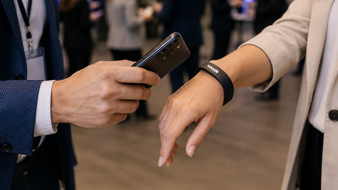 Vonde EventBand karszalag egy konferencián